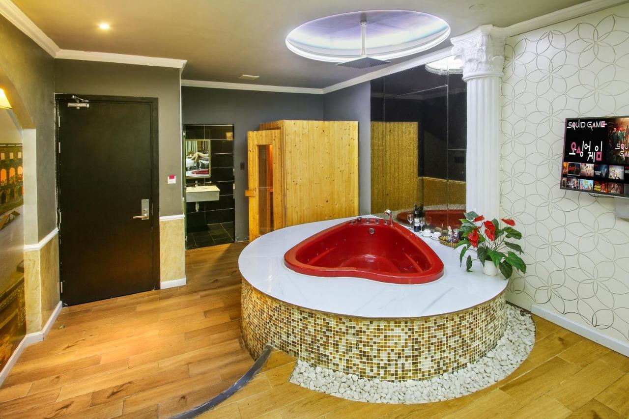 Bonita Tht (Adults Only) Hotel Bandar Ho Chi Minh Luaran gambar
